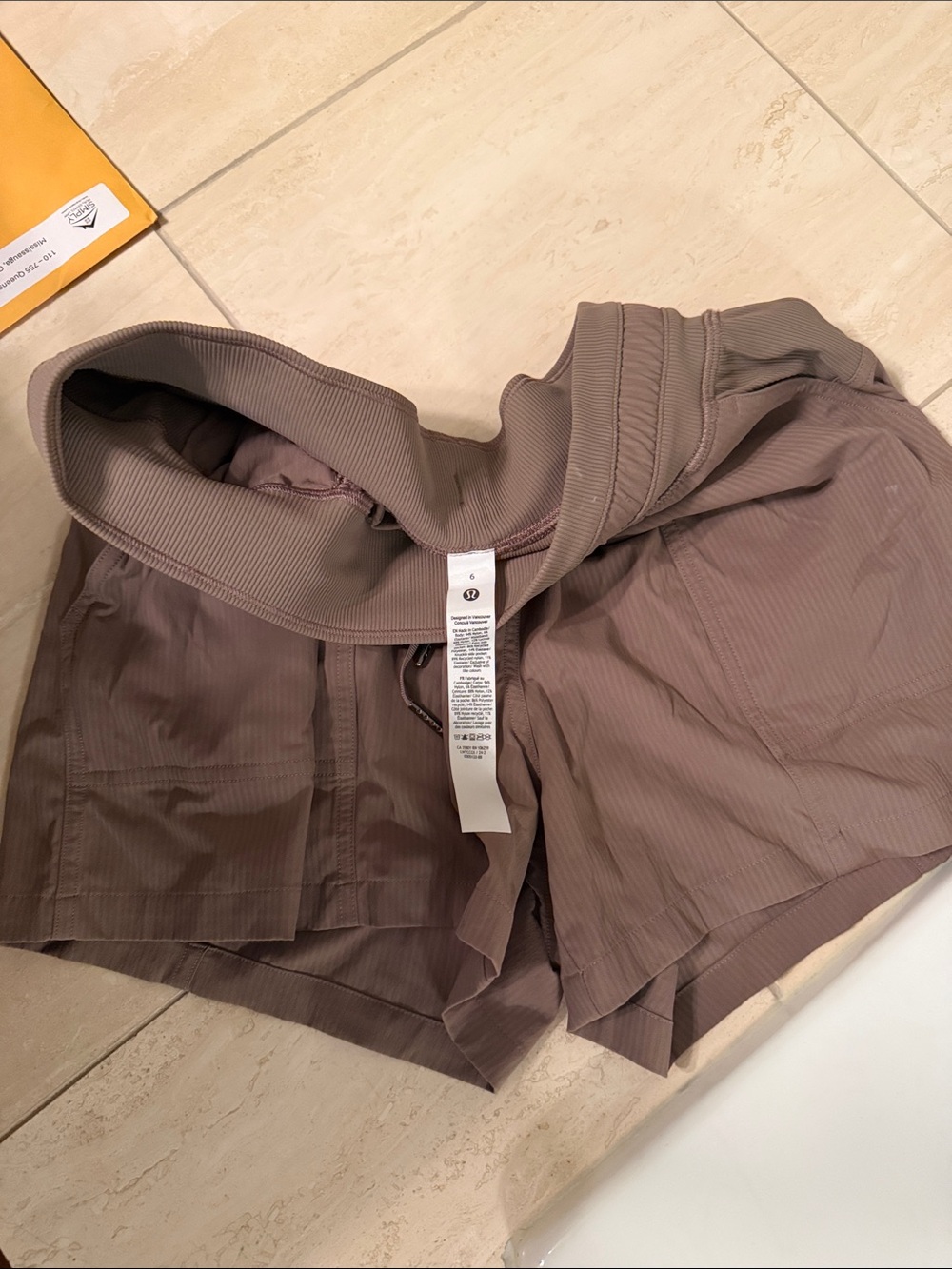 lululemon athletica Womens Taupe Drawstring Athletic Shorts